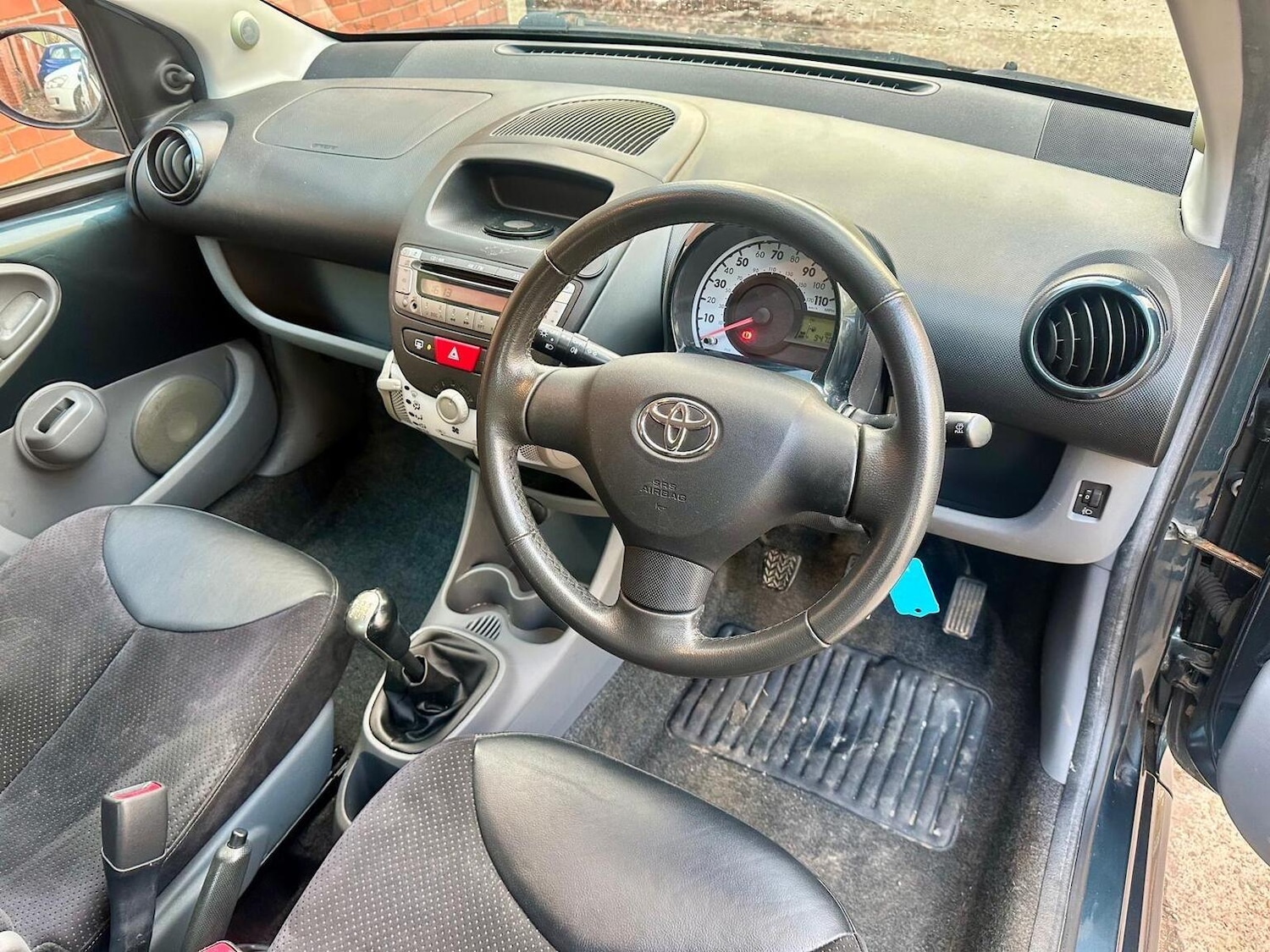 Used Toyota AYGO 2011 for sale - 77093923: Photo 7