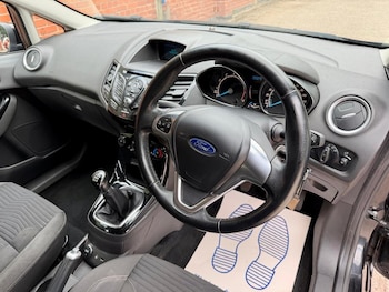 Used Ford Fiesta 2015 for sale - 78920845: Photo