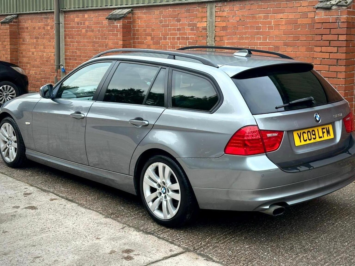 Used BMW 3 Series 2009 for sale - 76324748: Photo 11