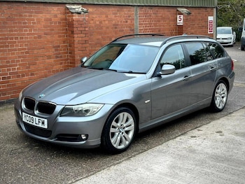 2009 - 2.0 320i SE Touring Steptronic Euro 4 5dr