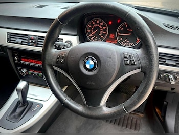 Used BMW 3 Series 2009 for sale - 76324748: Photo