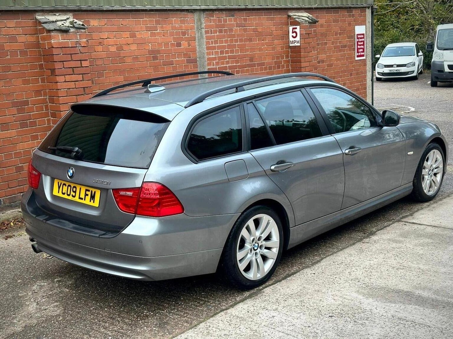 Used BMW 3 Series 2009 for sale - 76324748: Photo 6