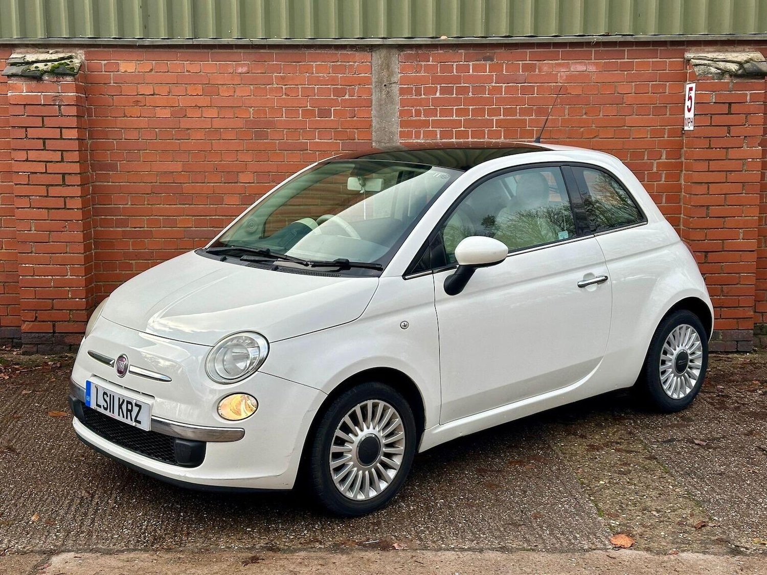 Used Fiat 500 2011 for sale - 76670775: Photo 1