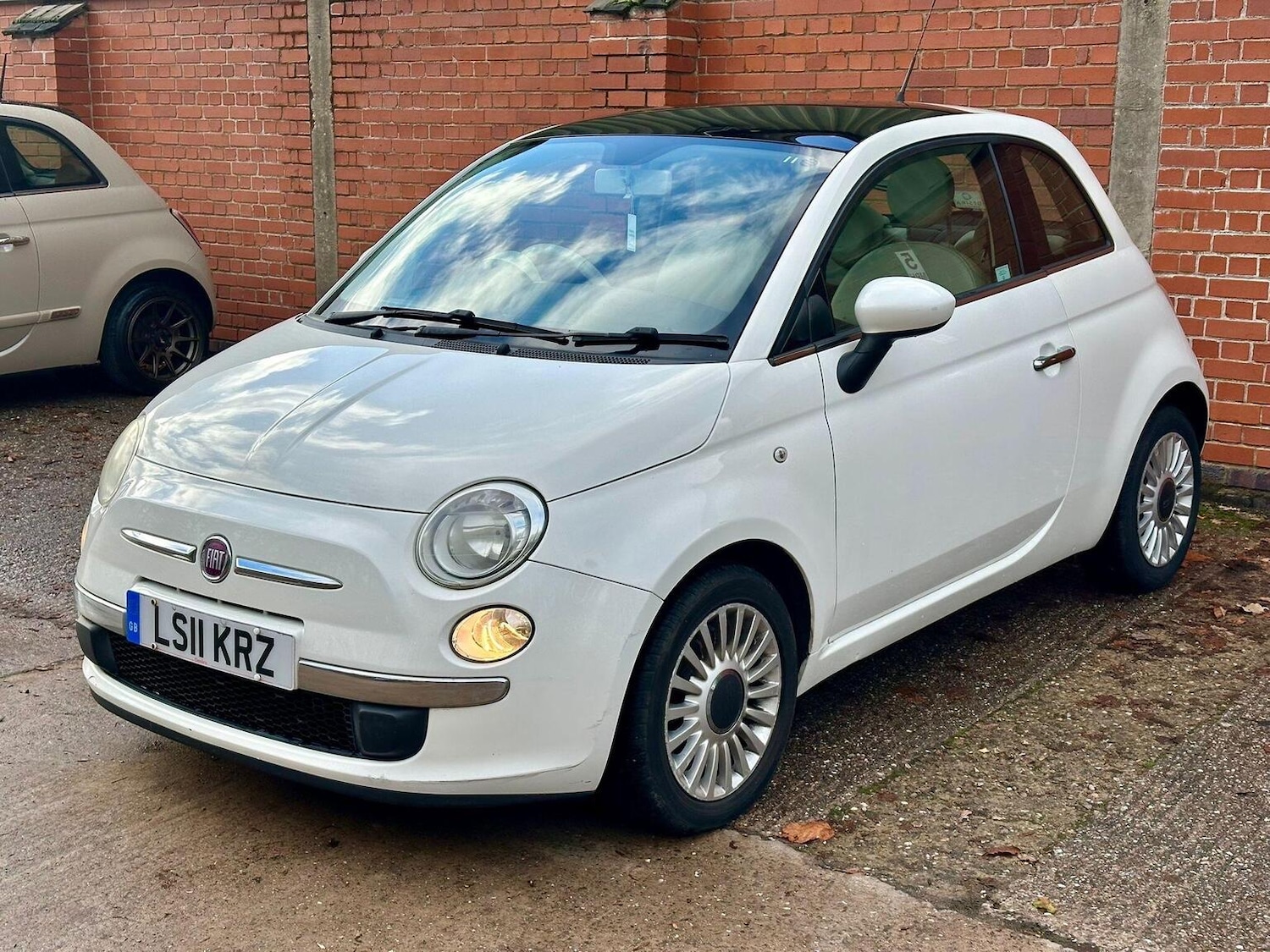 Used Fiat 500 2011 for sale - 76670775: Photo 6