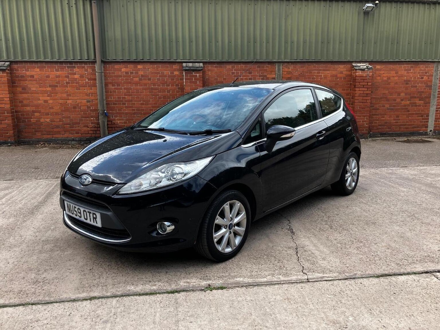 Used Ford Fiesta 2009 for sale - 75736052: Photo 1