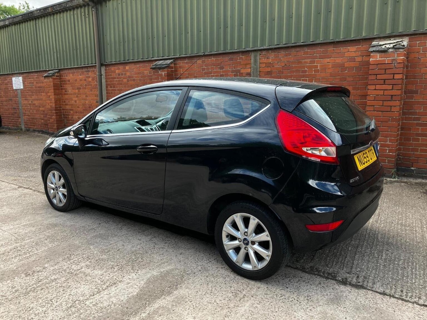 Used Ford Fiesta 2009 for sale - 75736052: Photo 16