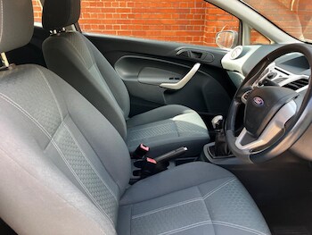 Used Ford Fiesta 2009 for sale - 75736052: Photo