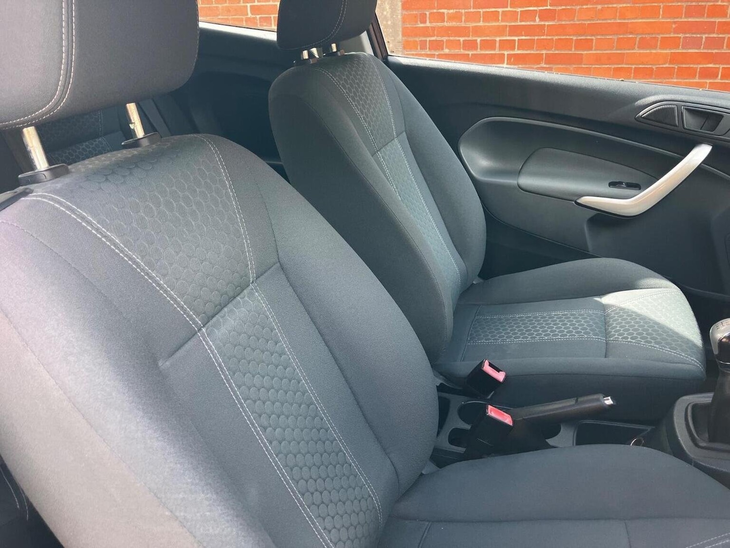 Used Ford Fiesta 2009 for sale - 75736052: Photo 4