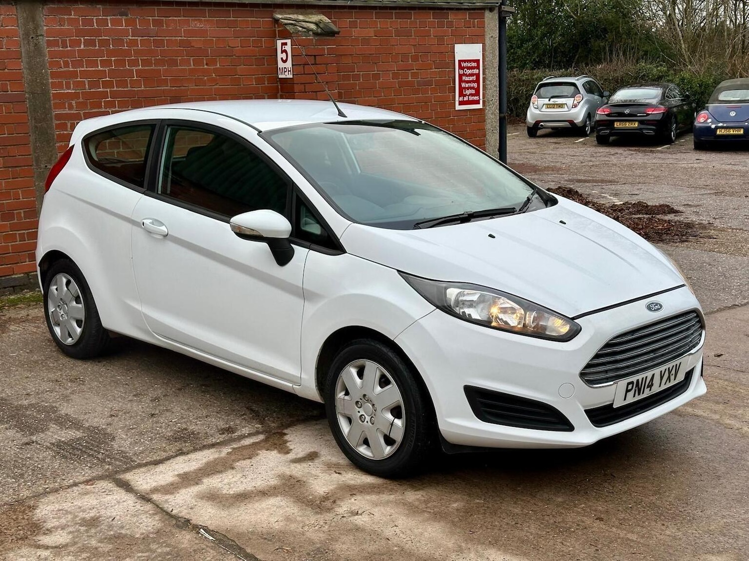 Used Ford Fiesta 2014 for sale - 77053714: Photo 10