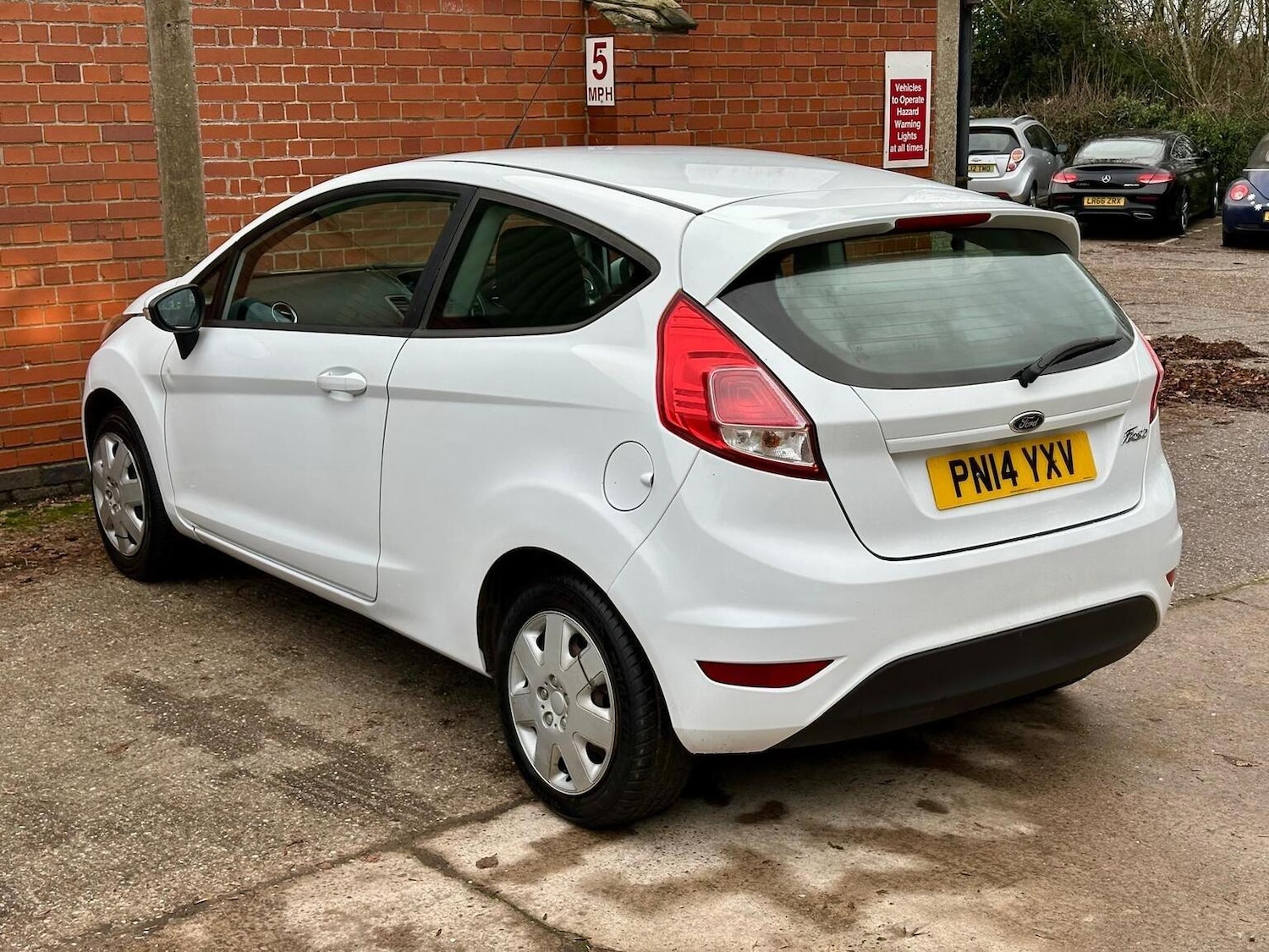 Used Ford Fiesta 2014 for sale - 77053714: Photo 16