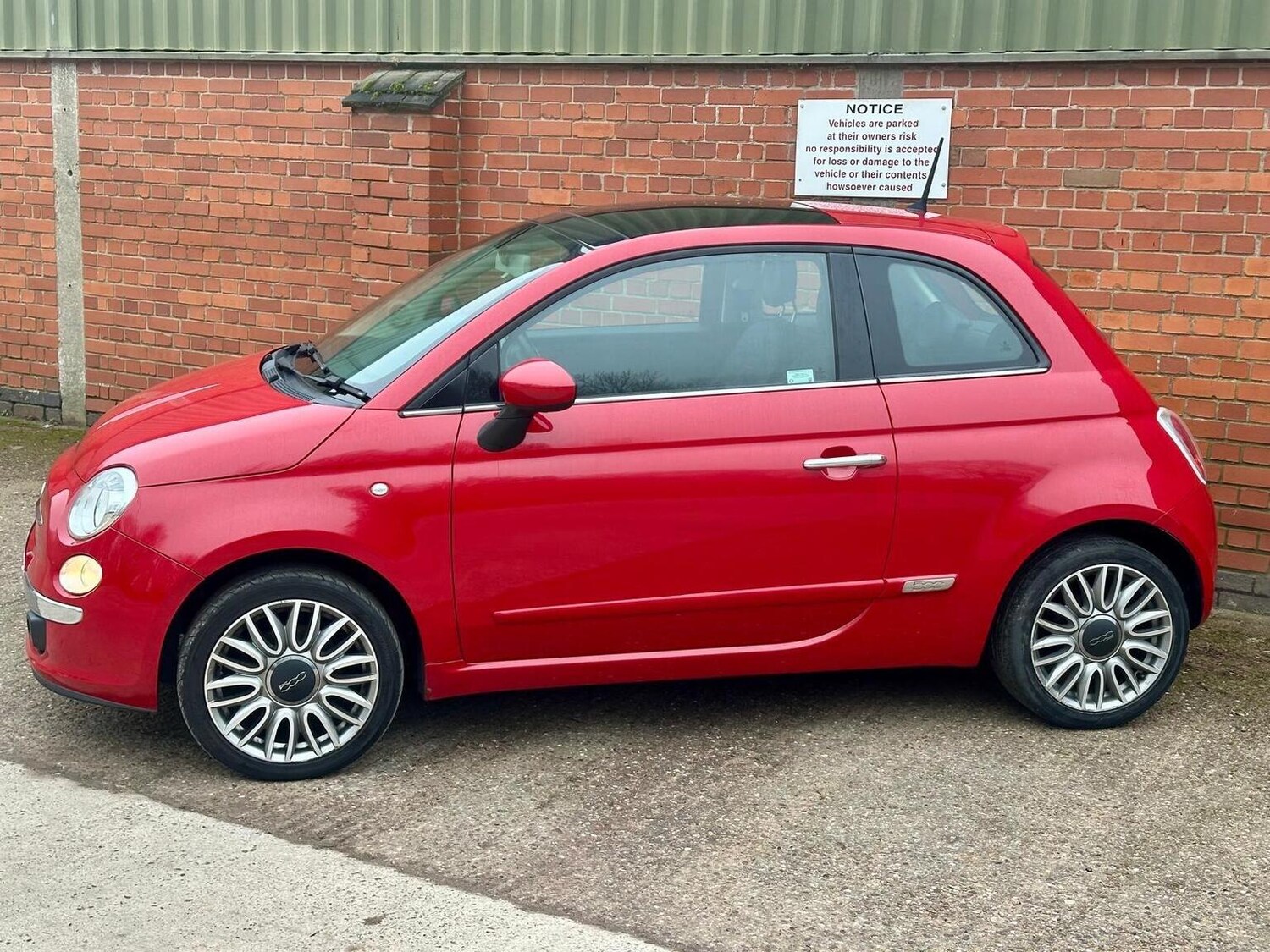 Used Fiat 500 2015 for sale - 77813111: Photo 16