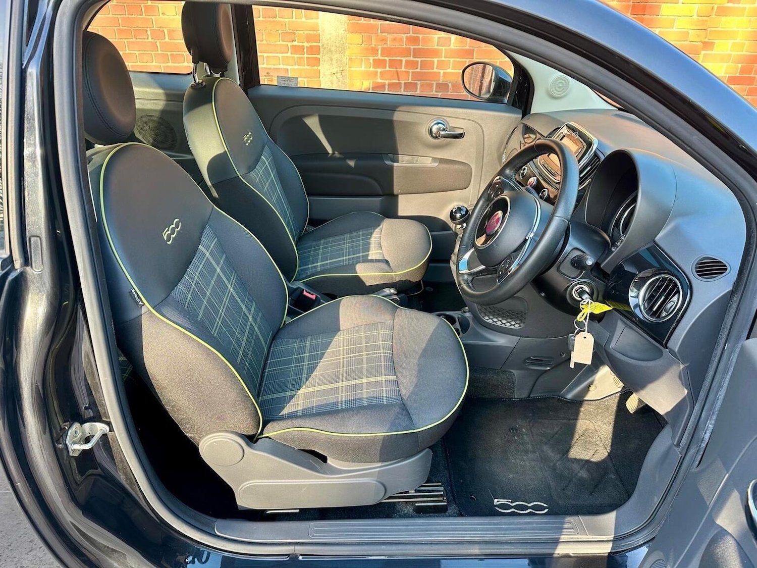 Used Fiat 500 2015 for sale - 78168808: Photo 3