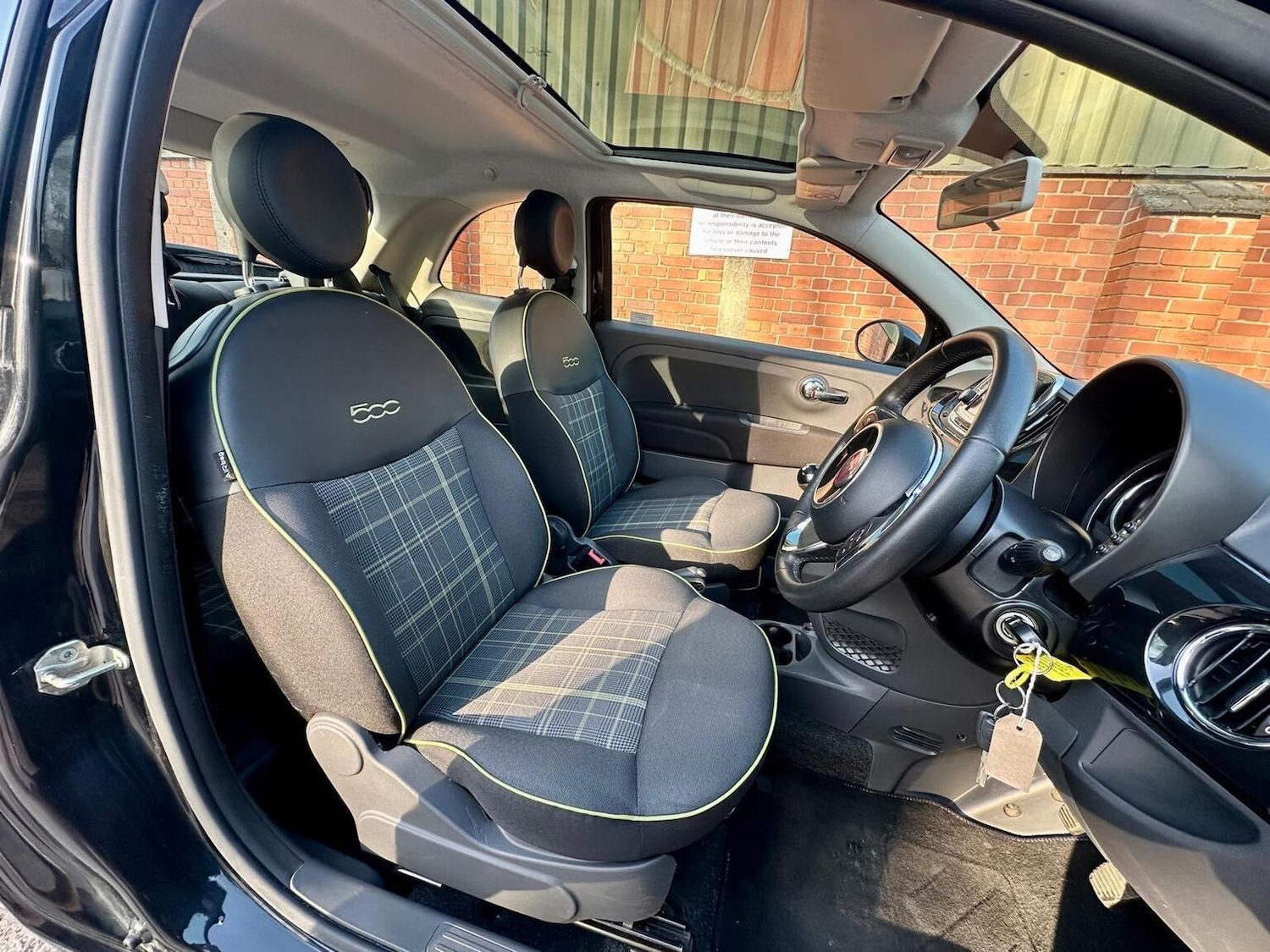 Used Fiat 500 2015 for sale - 78168808: Photo 6