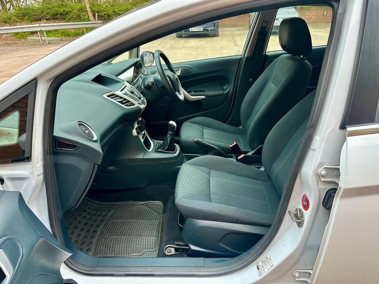 Used Ford Fiesta 2011 for sale - 77997209: Photo 14