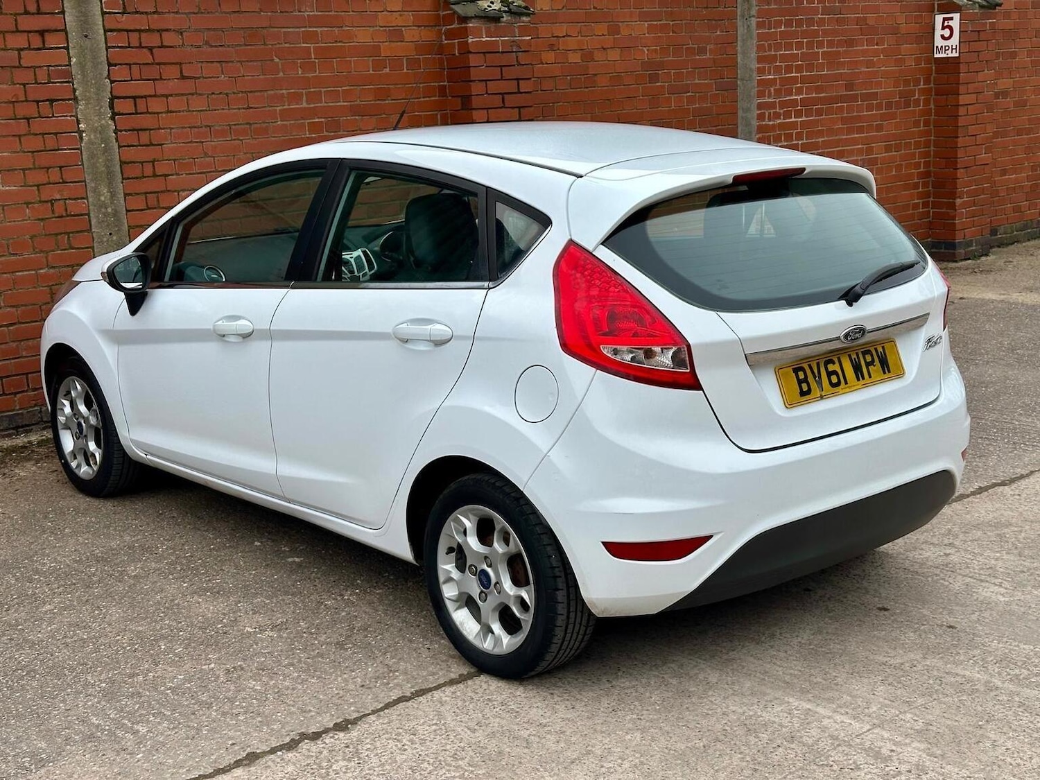 Used Ford Fiesta 2011 for sale - 77997209: Photo 19