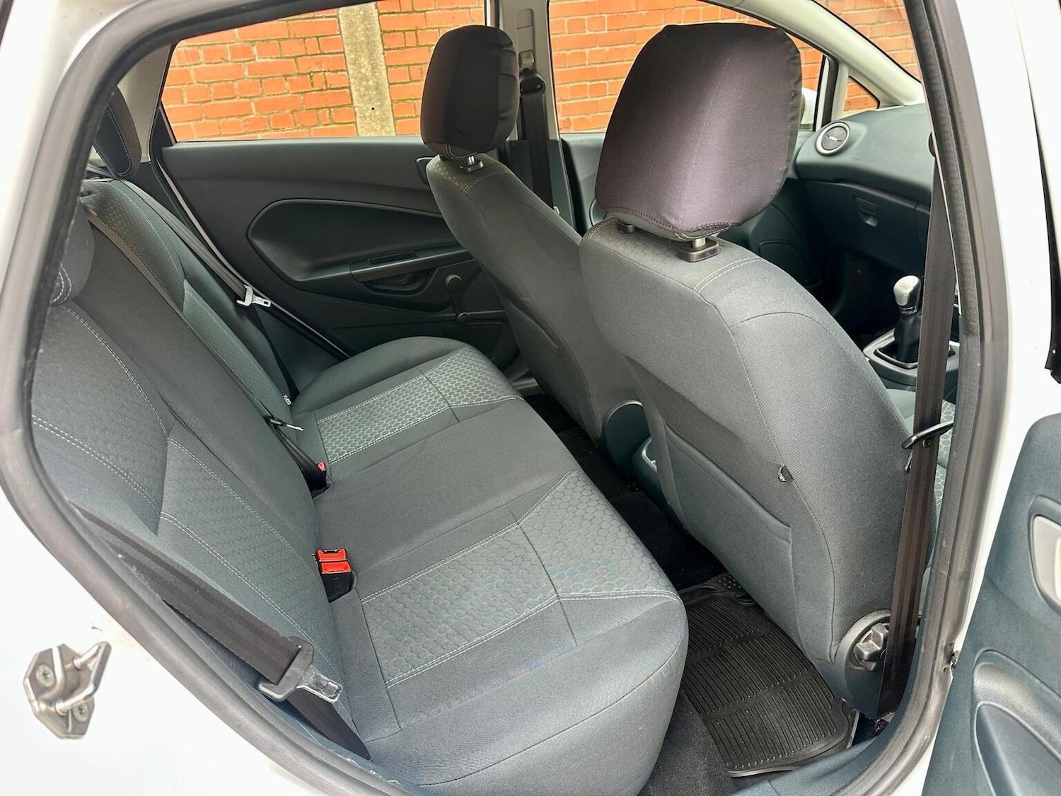 Used Ford Fiesta 2011 for sale - 77997209: Photo 5