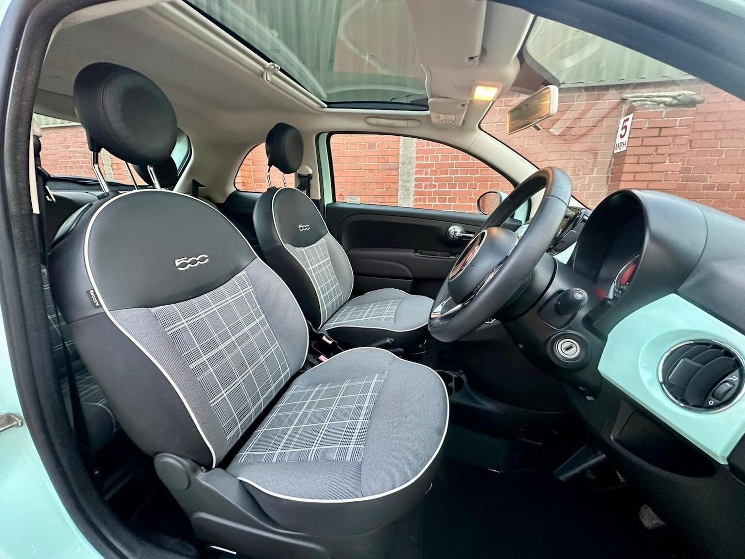 Used Fiat 500 2018 for sale - 76662709: Photo 4