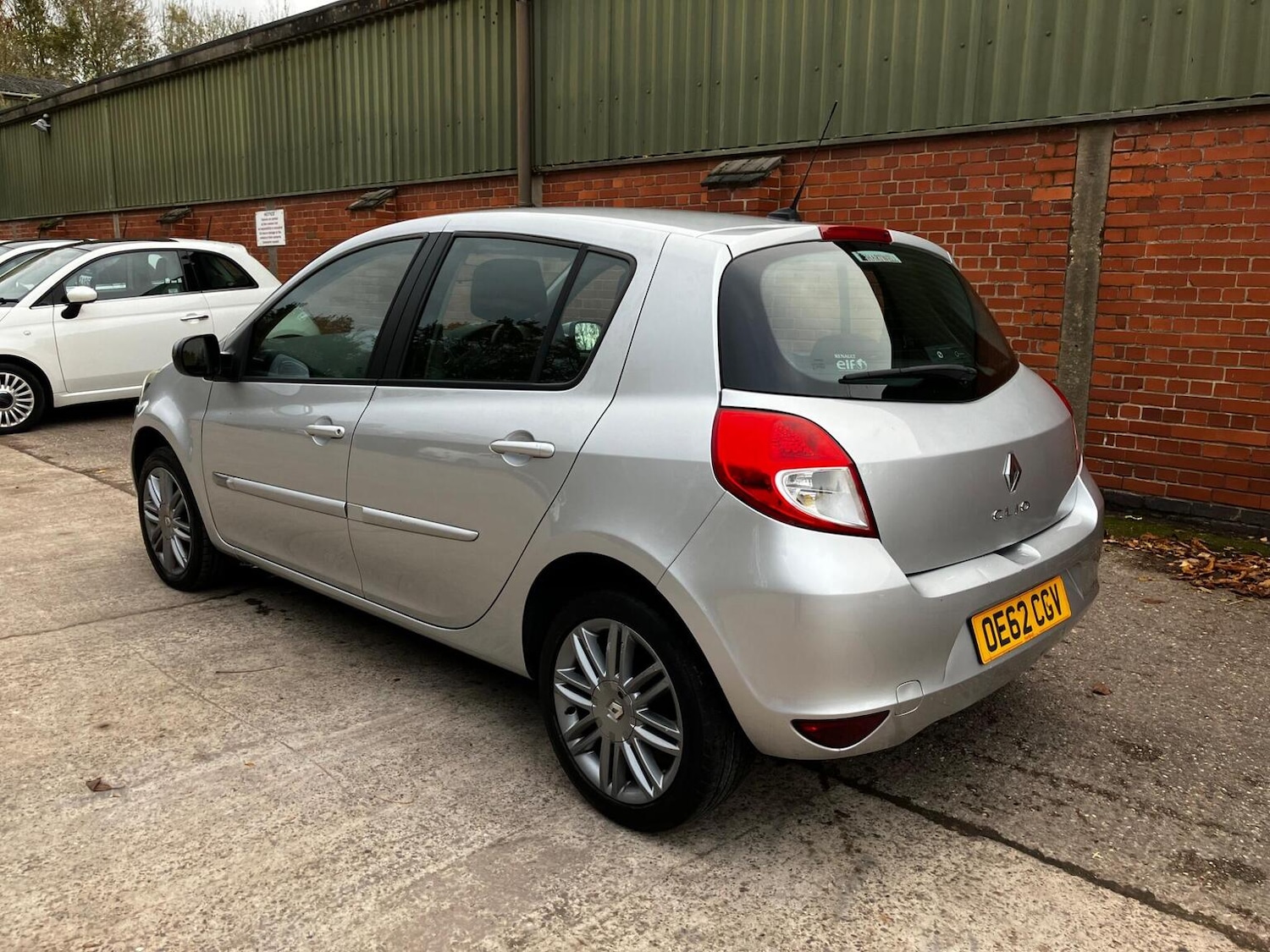 Used Renault Clio 2013 for sale - 76588458: Photo 26