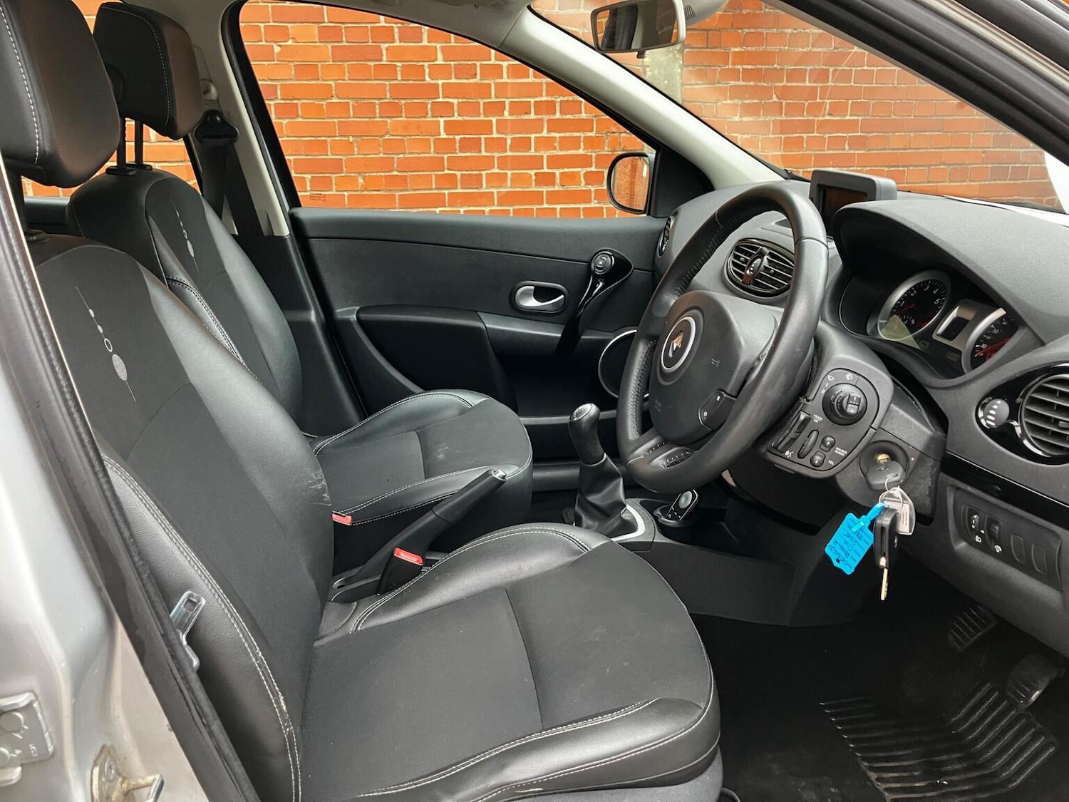 Used Renault Clio 2013 for sale - 76588458: Photo 3