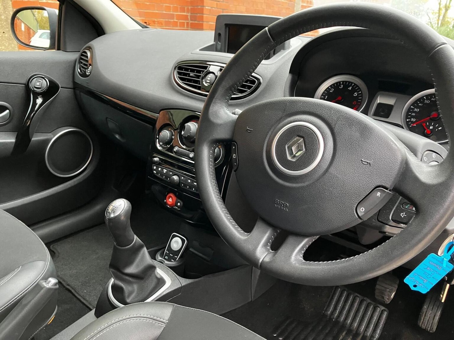 Used Renault Clio 2013 for sale - 76588458: Photo 5