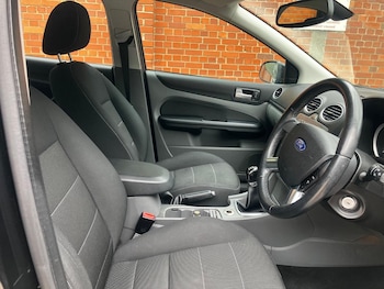 Used Ford Focus 2009 for sale - 75117759: Photo