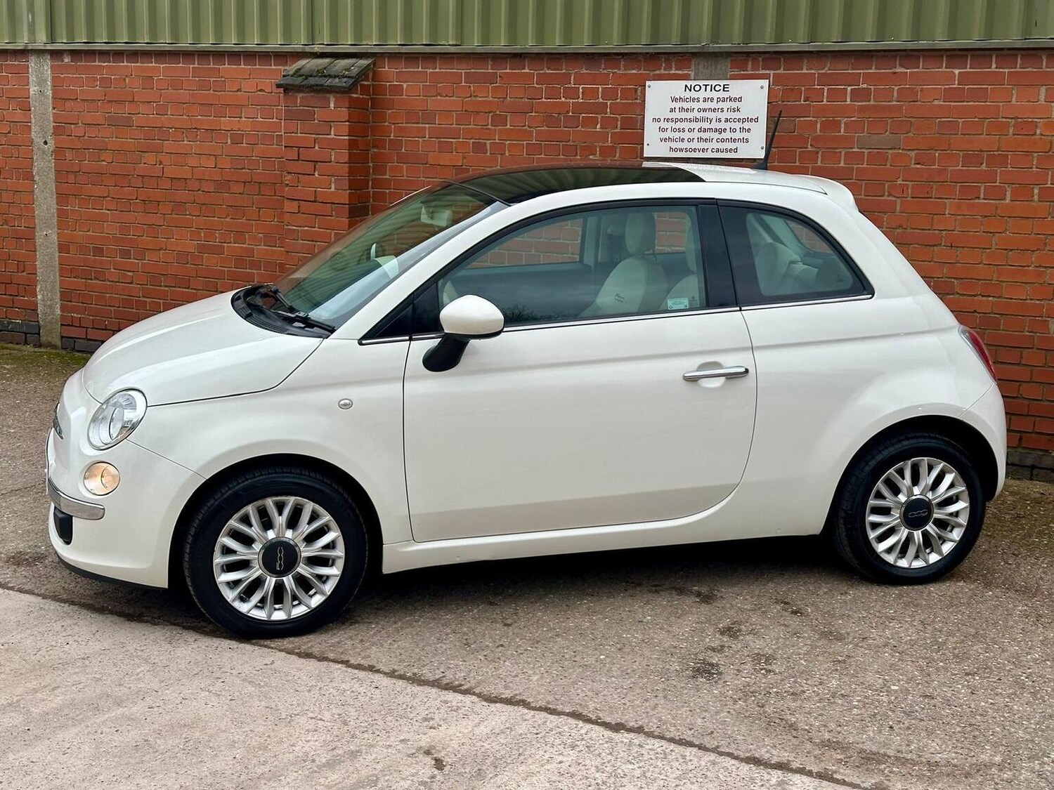 Used Fiat 500 2014 for sale - 77681821: Photo 17
