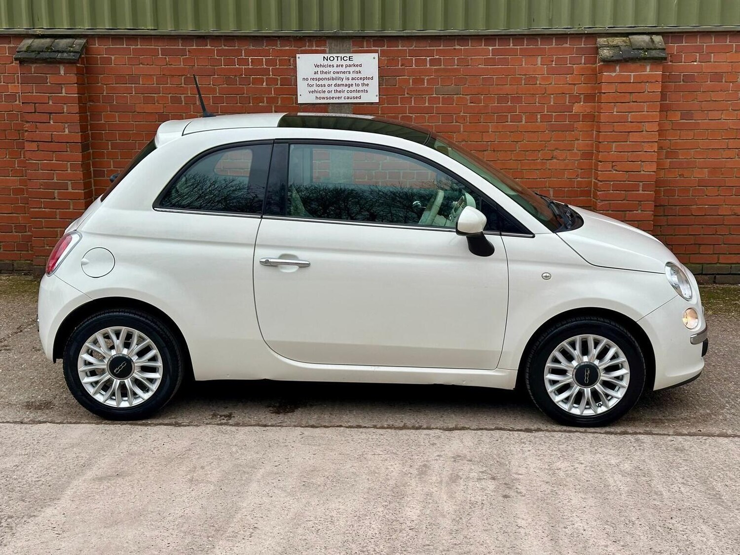 Used Fiat 500 2014 for sale - 77681821: Photo 7