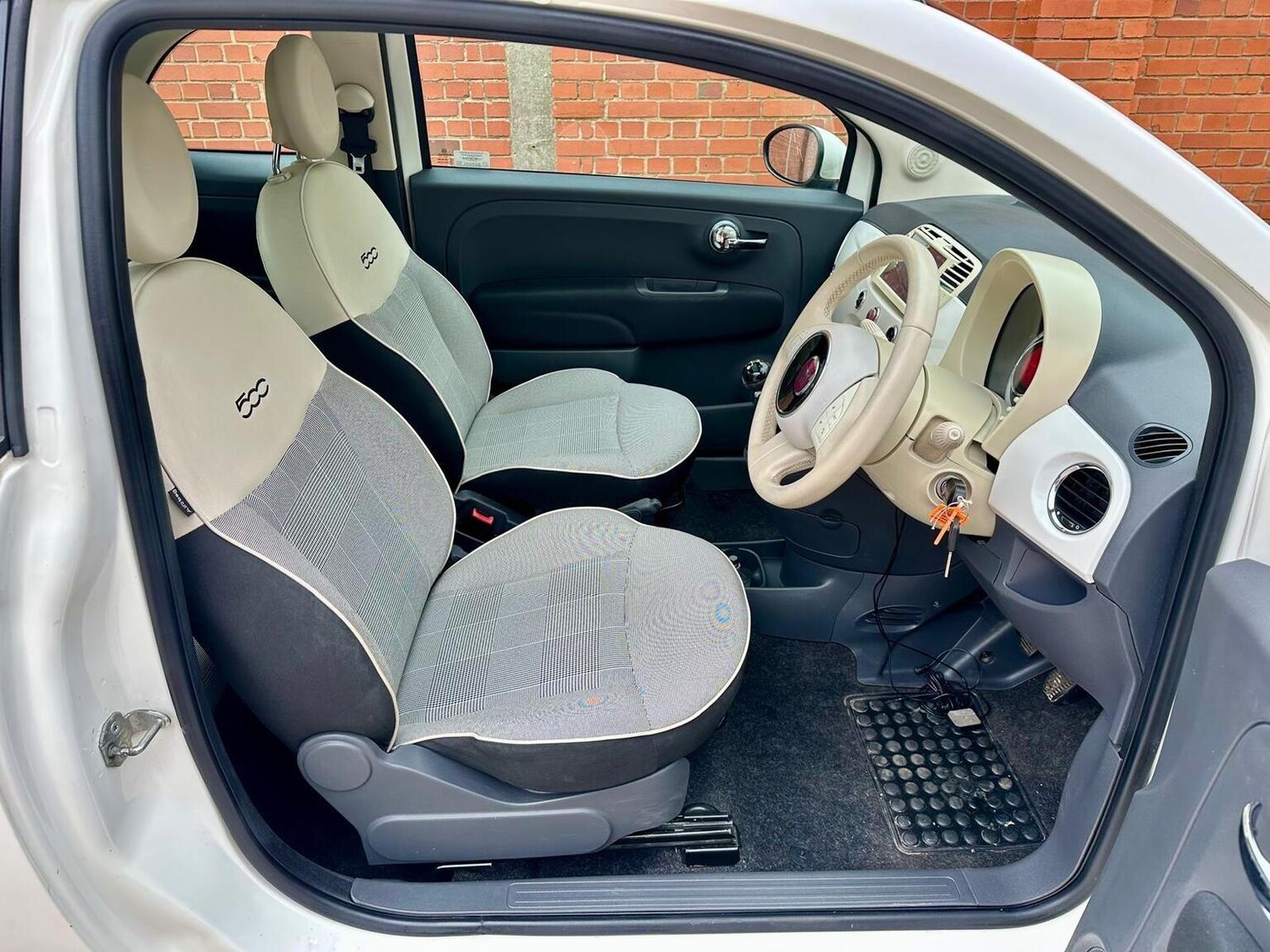 Used Fiat 500 2014 for sale - 77681821: Photo 8