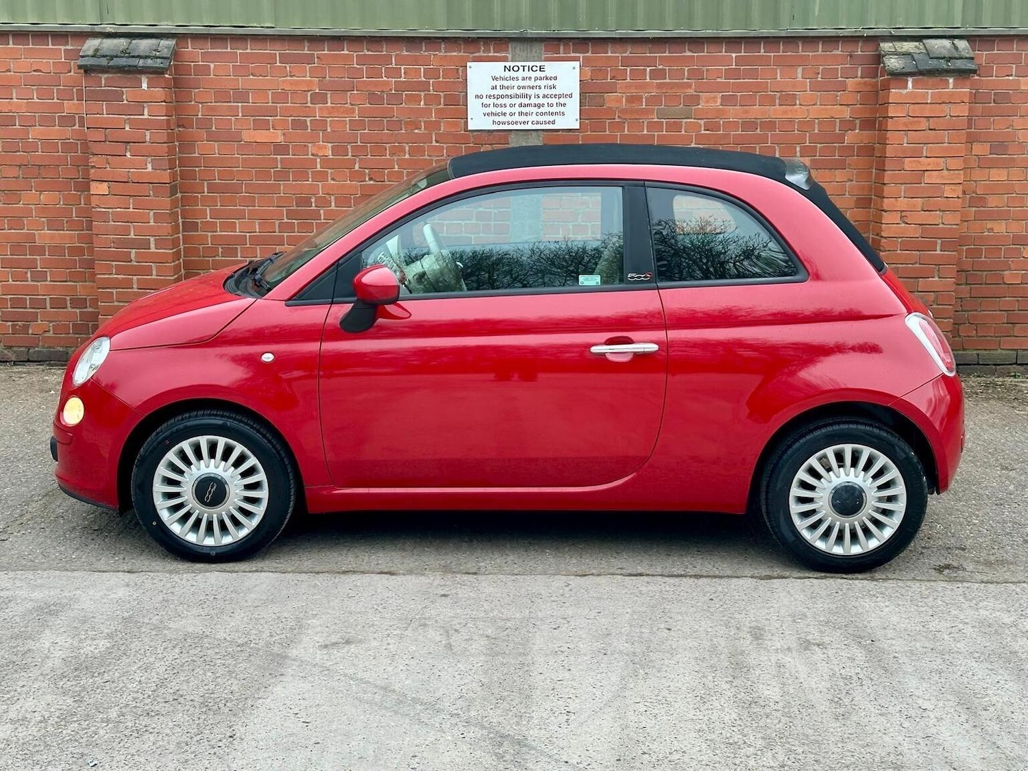 Used Fiat 500C 2014 for sale - 78025752: Photo 17