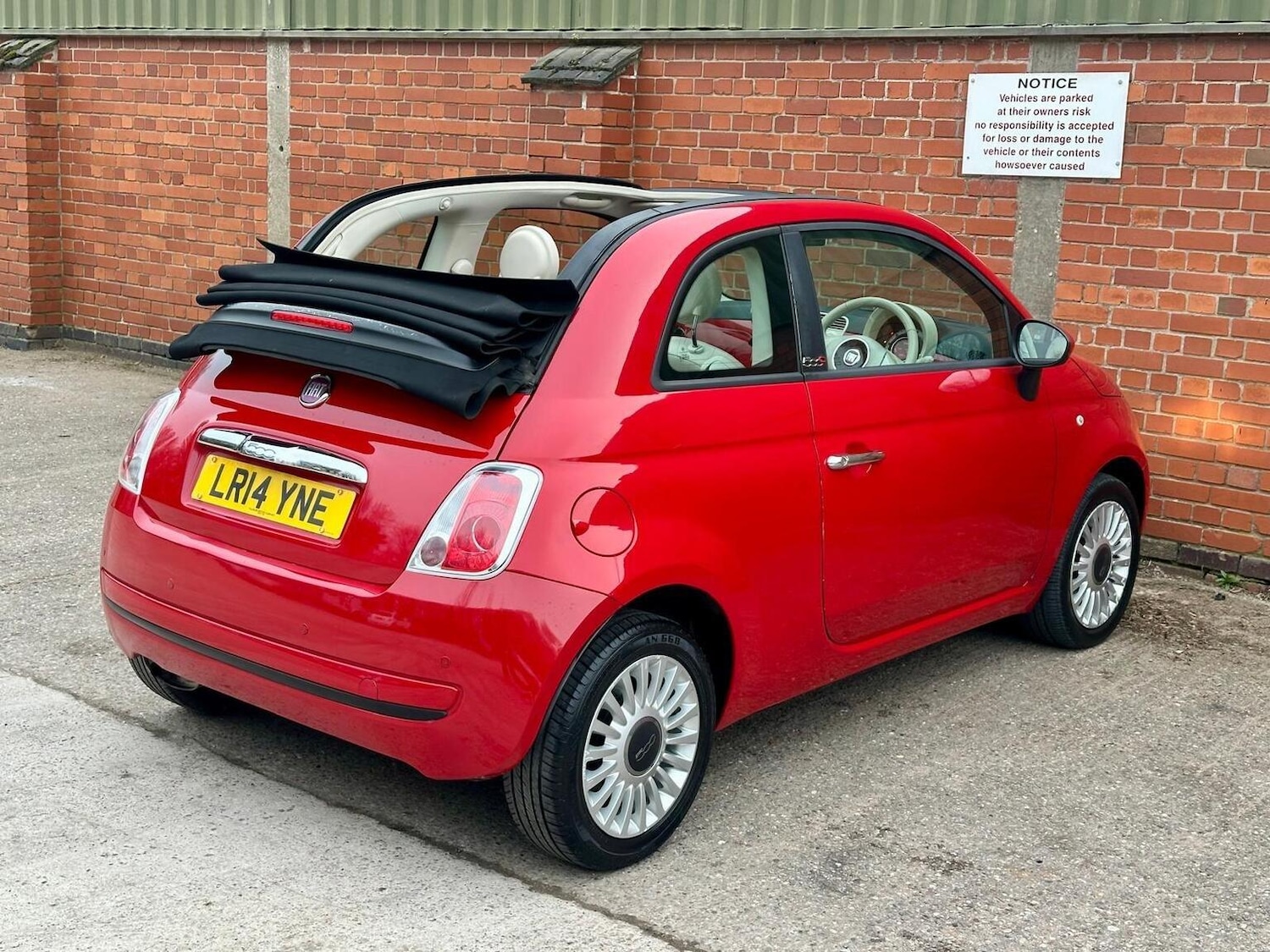 Used Fiat 500C 2014 for sale - 78025752: Photo 2