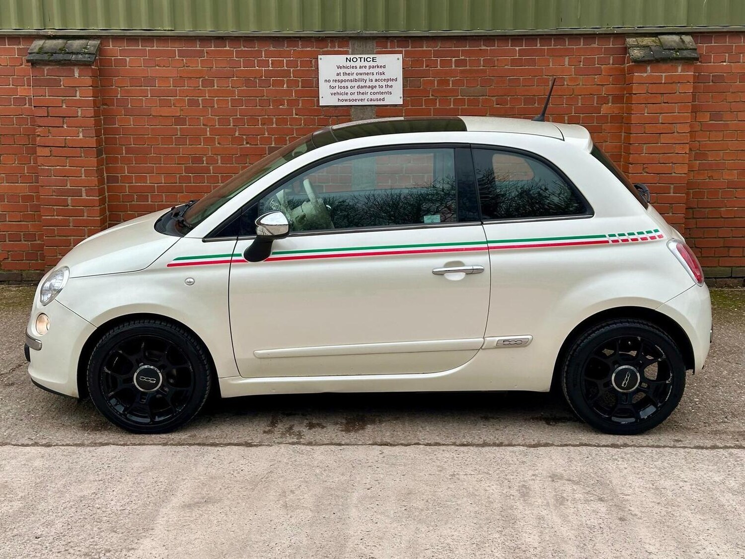 Used Fiat 500 2012 for sale - 77973750: Photo 18