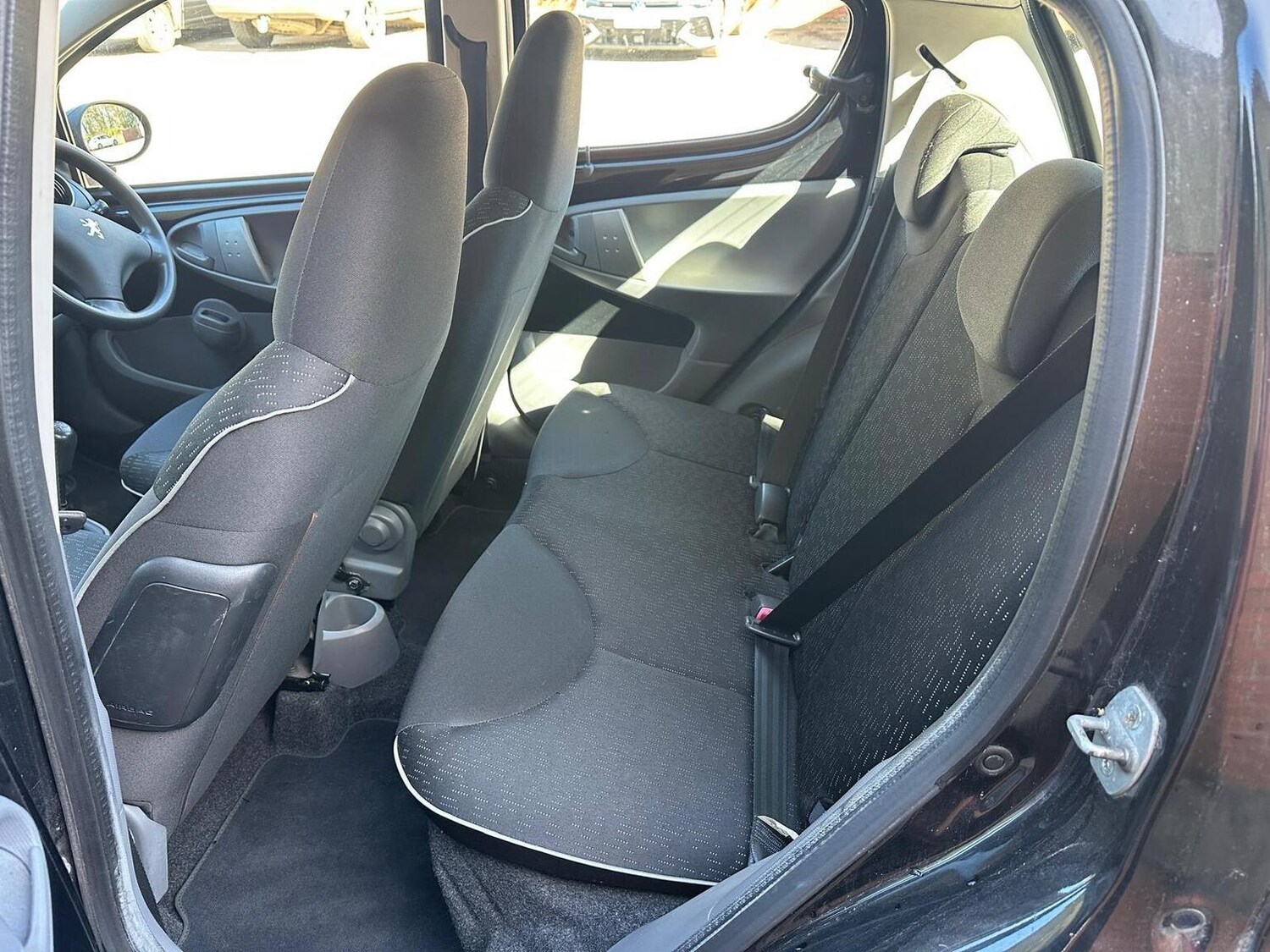 Used Peugeot 107 2011 for sale - 77931249: Photo 13