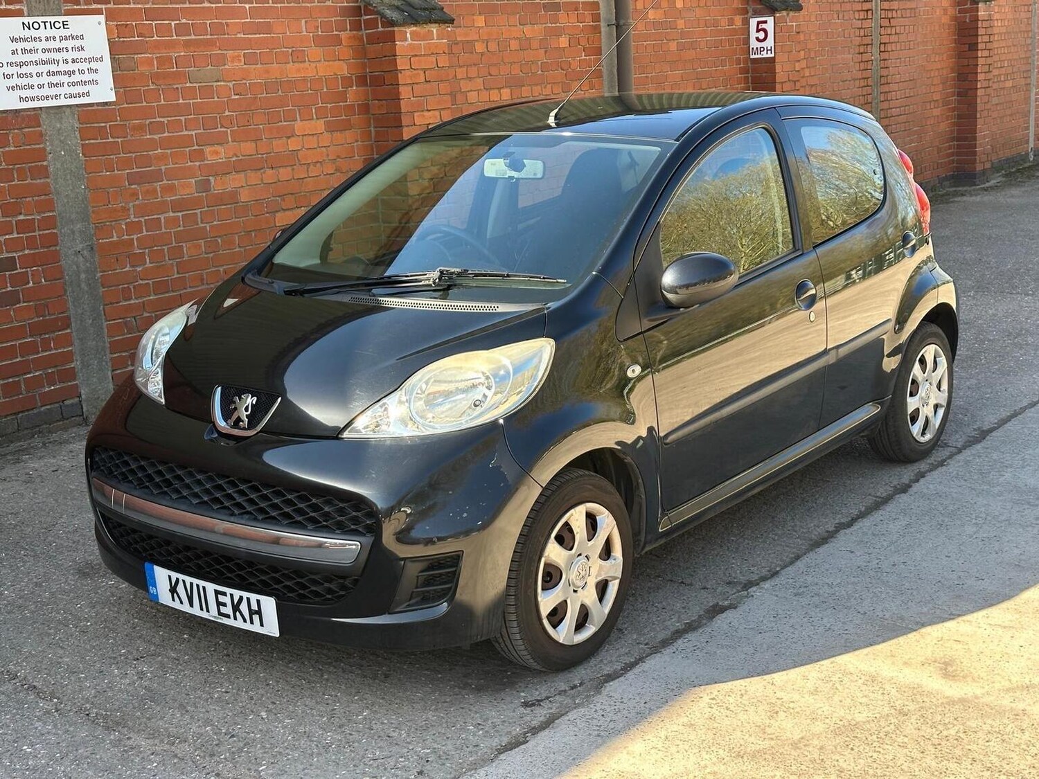 Used Peugeot 107 2011 for sale - 77931249: Photo 19
