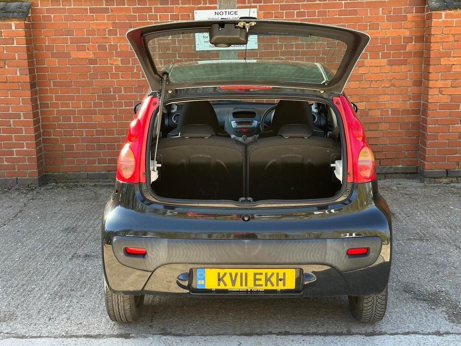 Used Peugeot 107 2011 for sale - 77931249: Photo 24