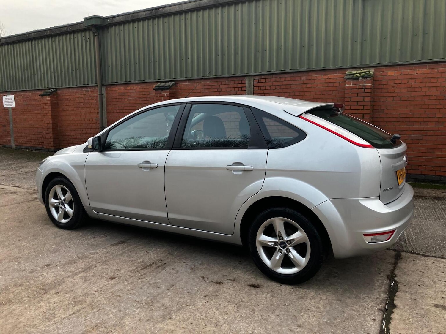 Used Ford Focus 2011 for sale - 77558664: Photo 18