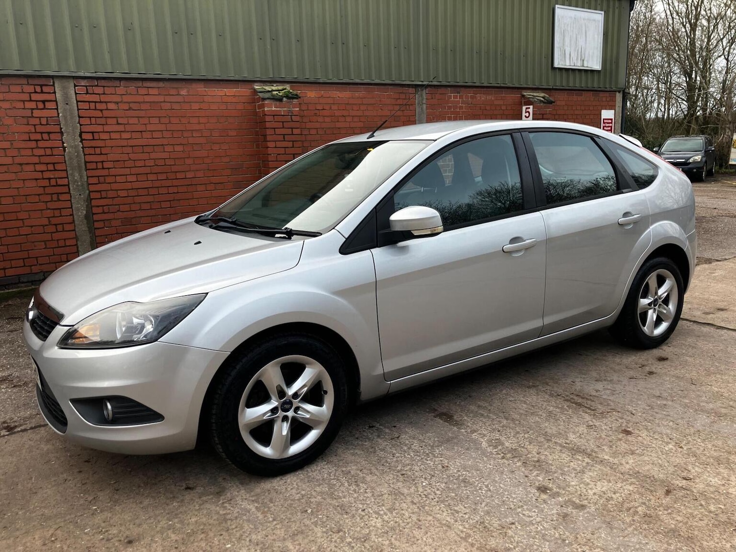 Used Ford Focus 2011 for sale - 77558664: Photo 2