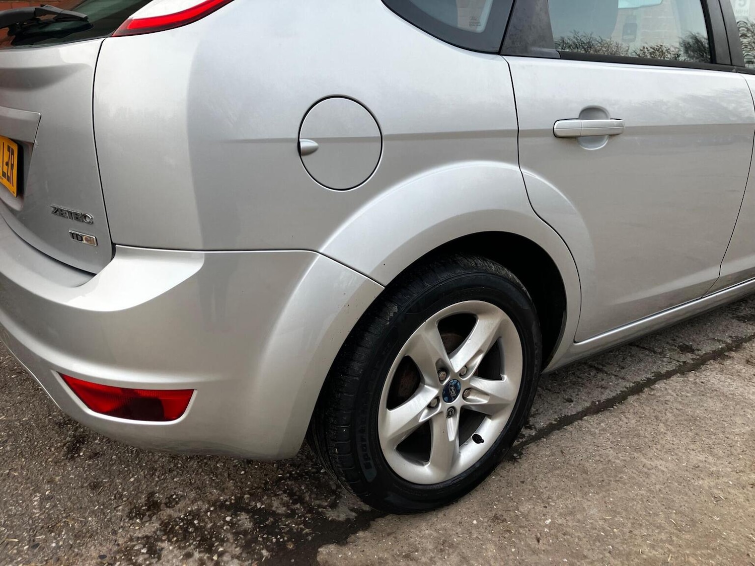 Used Ford Focus 2011 for sale - 77558664: Photo 9