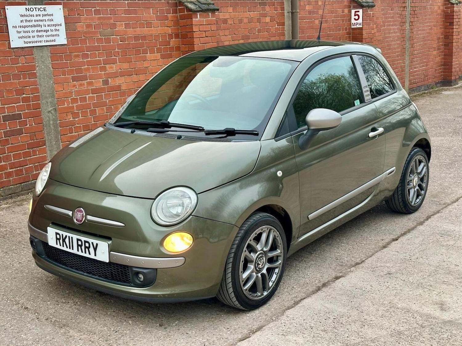Used Fiat 500 2011 for sale - 77997270: Photo 20