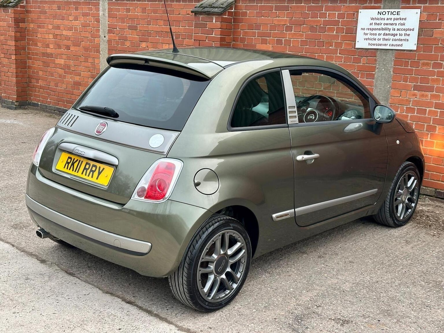Used Fiat 500 2011 for sale - 77997270: Photo 23