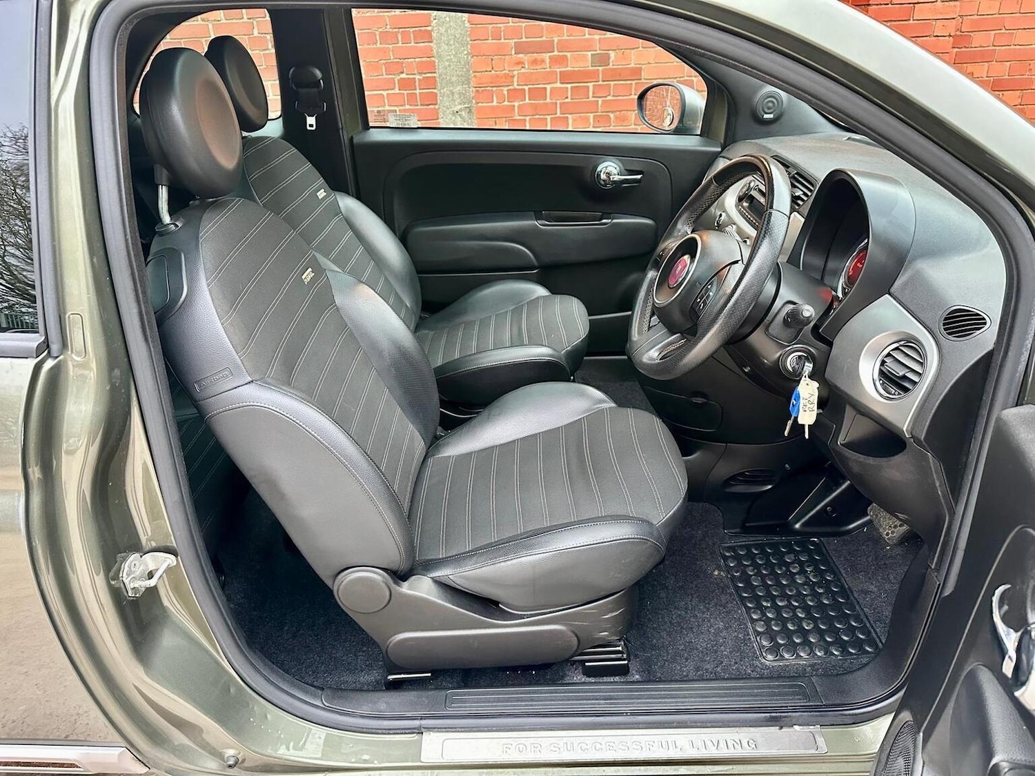 Used Fiat 500 2011 for sale - 77997270: Photo 3