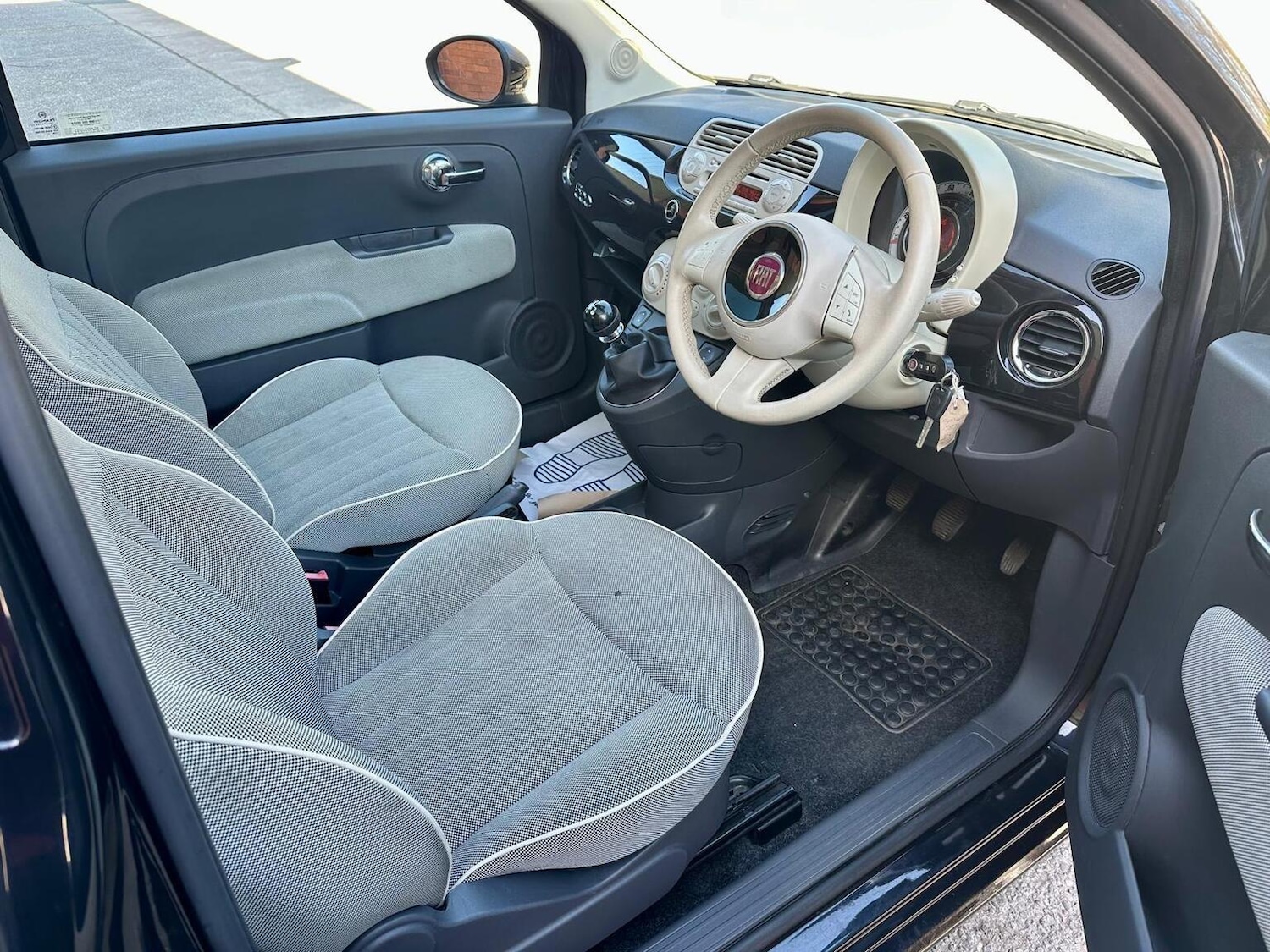 Used Fiat 500 2014 for sale - 77961984: Photo 15