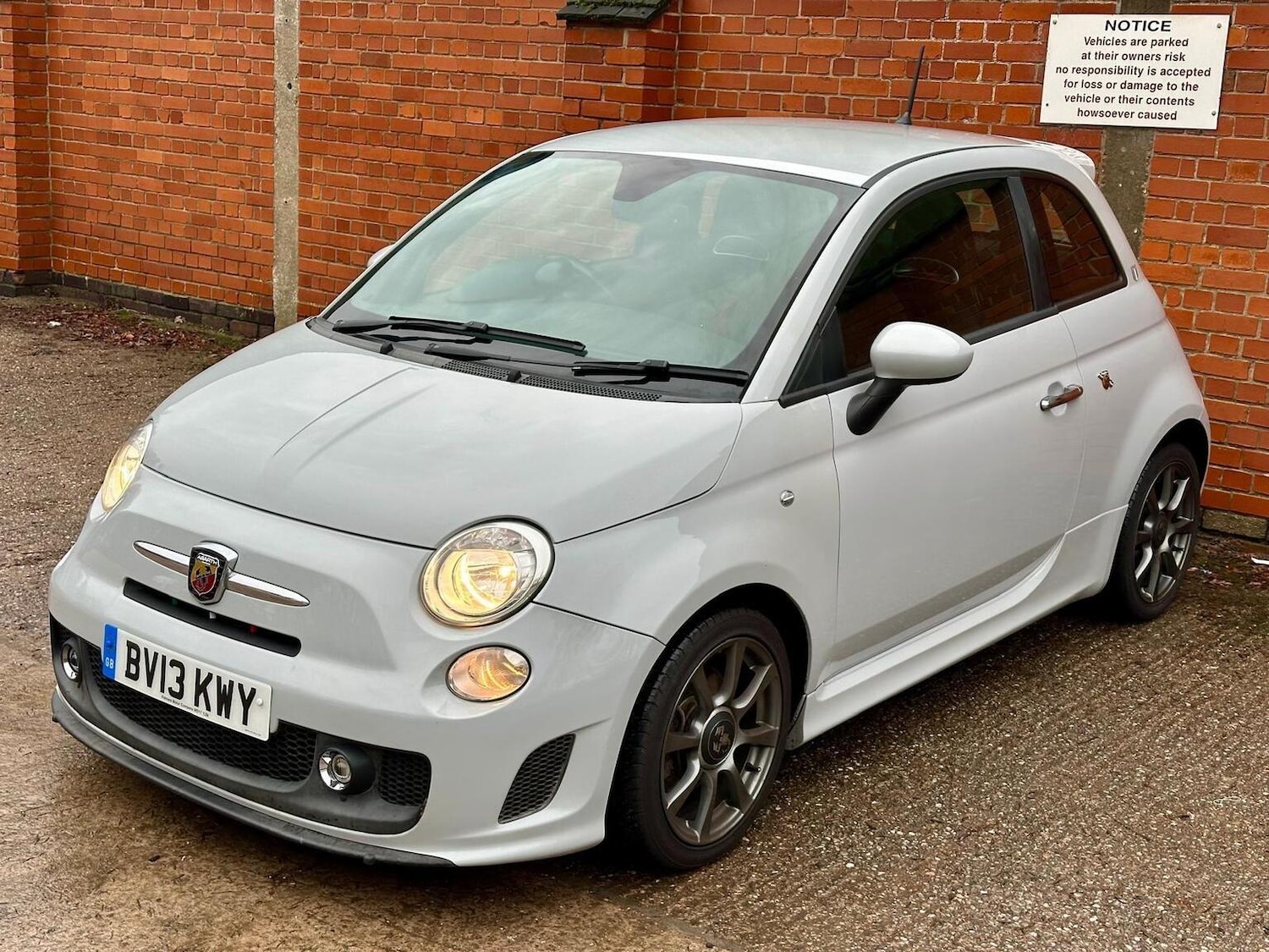 Used Abarth 500 2013 for sale - 77220505: Photo 15