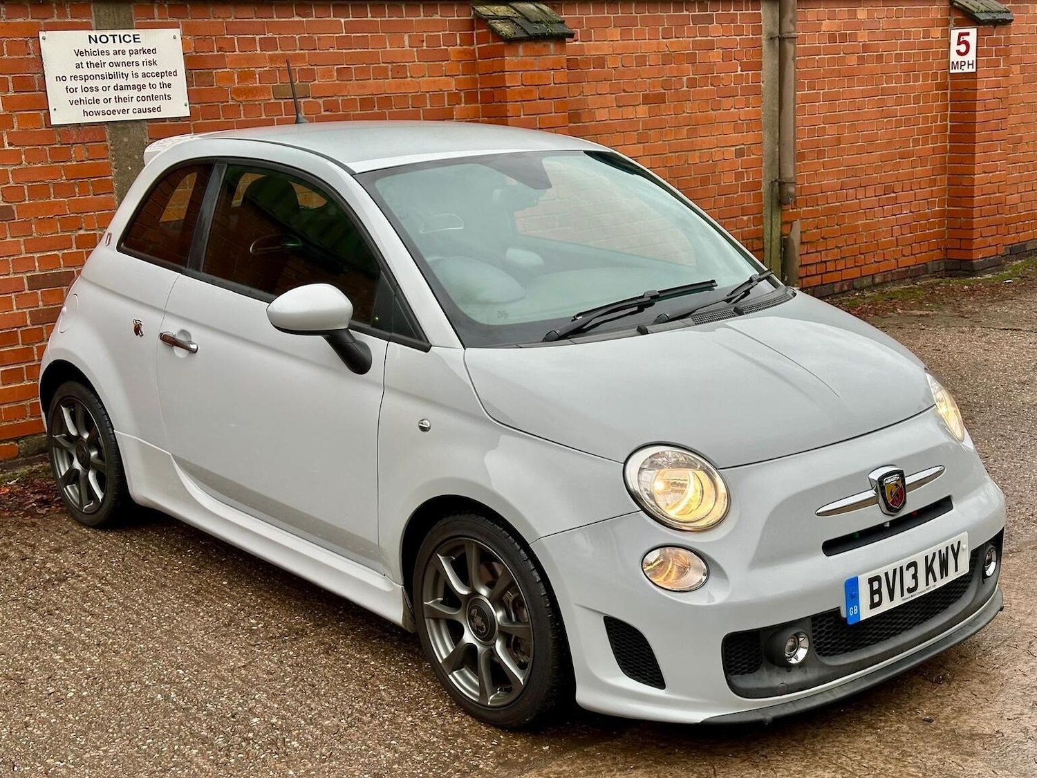 Used Abarth 500 2013 for sale - 77220505: Photo 16