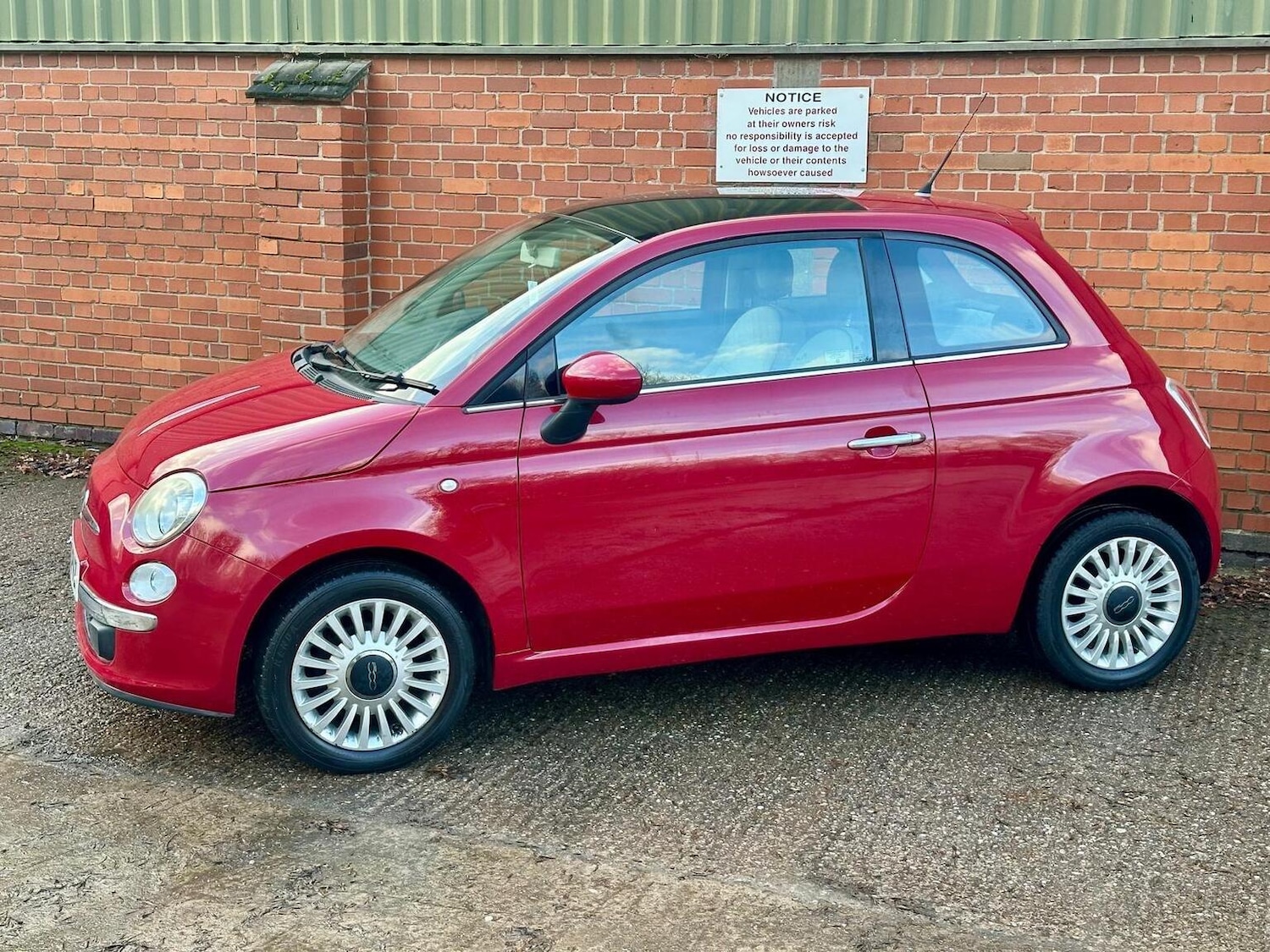 Used Fiat 500 2010 for sale - 77135895: Photo 17