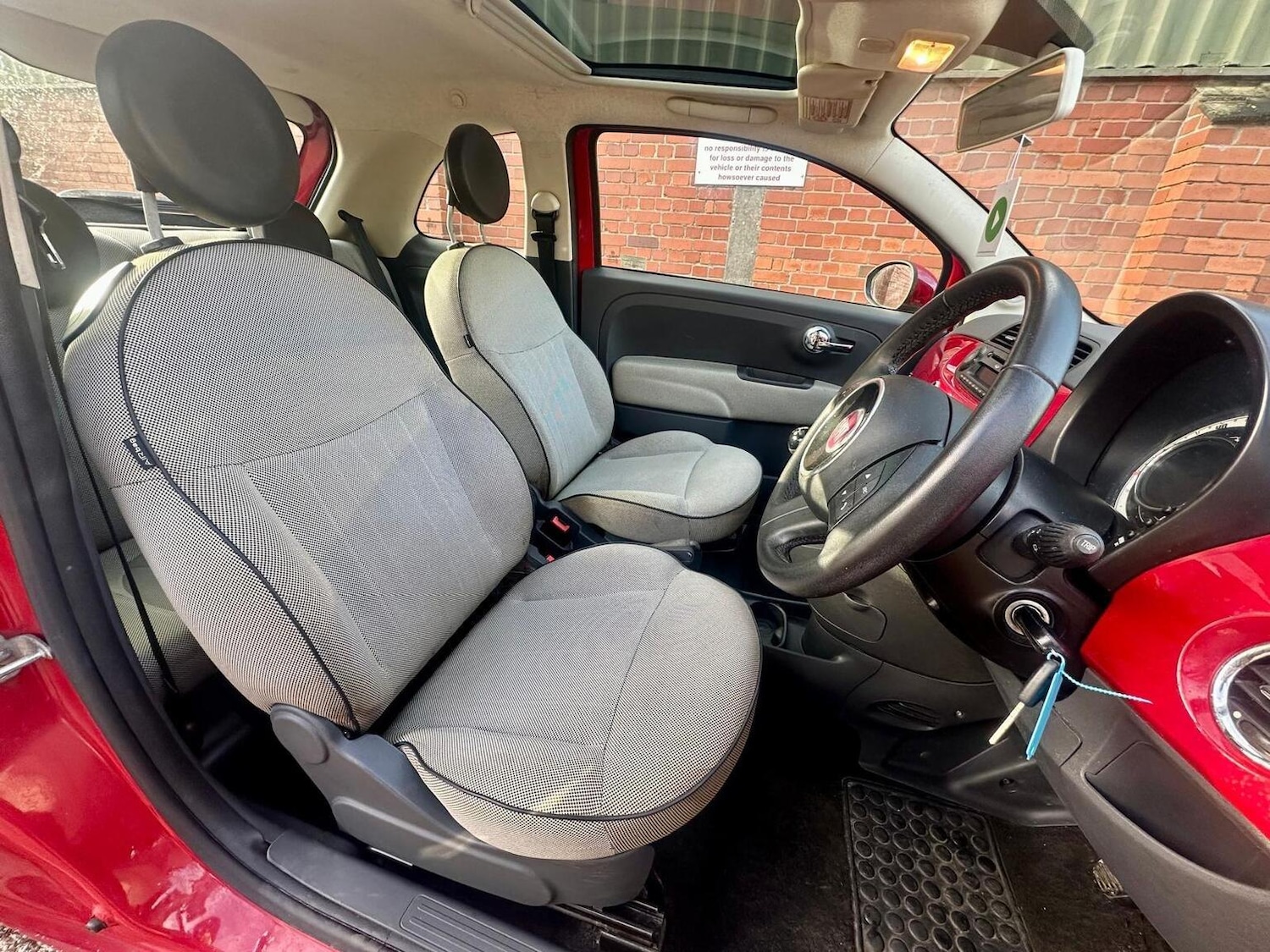 Used Fiat 500 2010 for sale - 77135895: Photo 6