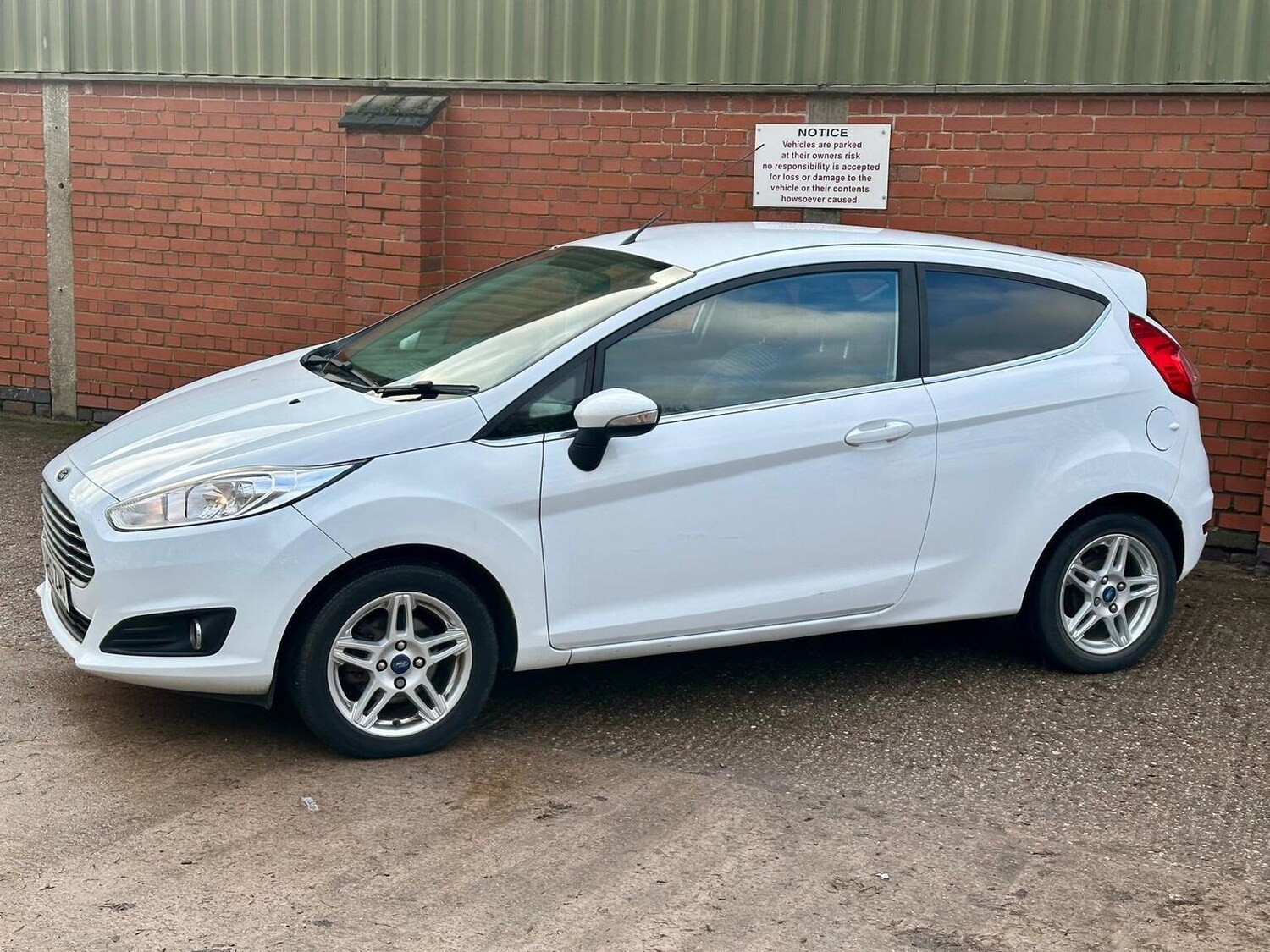 Used Ford Fiesta 2013 for sale - 77363598: Photo 15