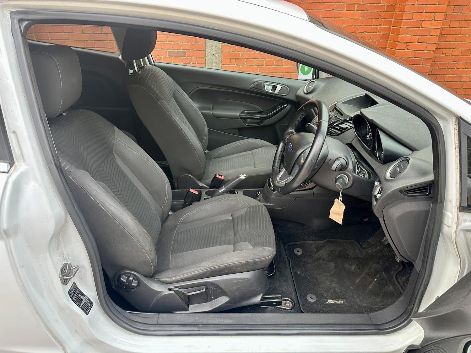 Used Ford Fiesta 2013 for sale - 77363598: Photo 3