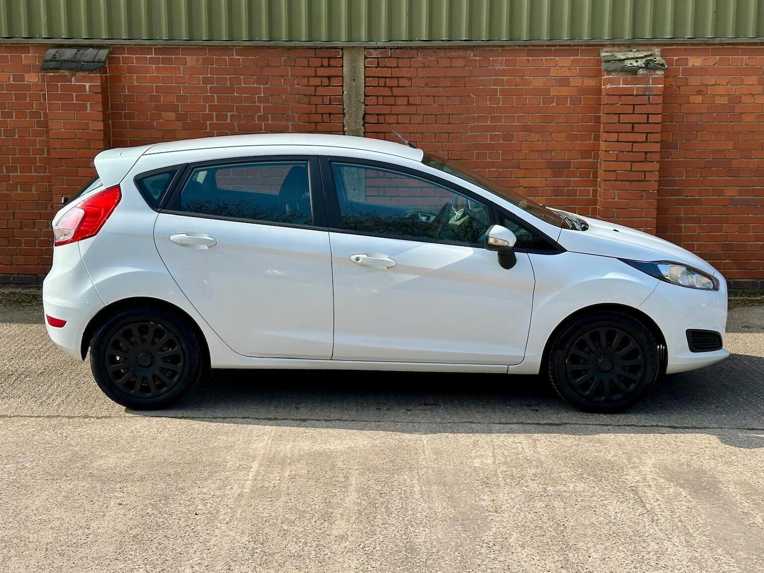 Used Ford Fiesta 2014 for sale - 77979955: Photo 14