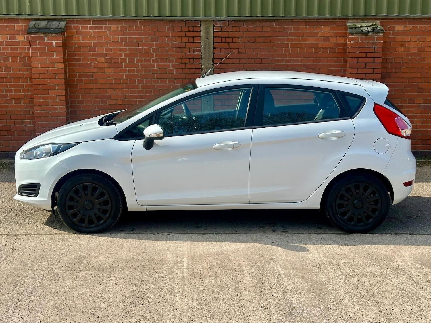 Used Ford Fiesta 2014 for sale - 77979955: Photo 22
