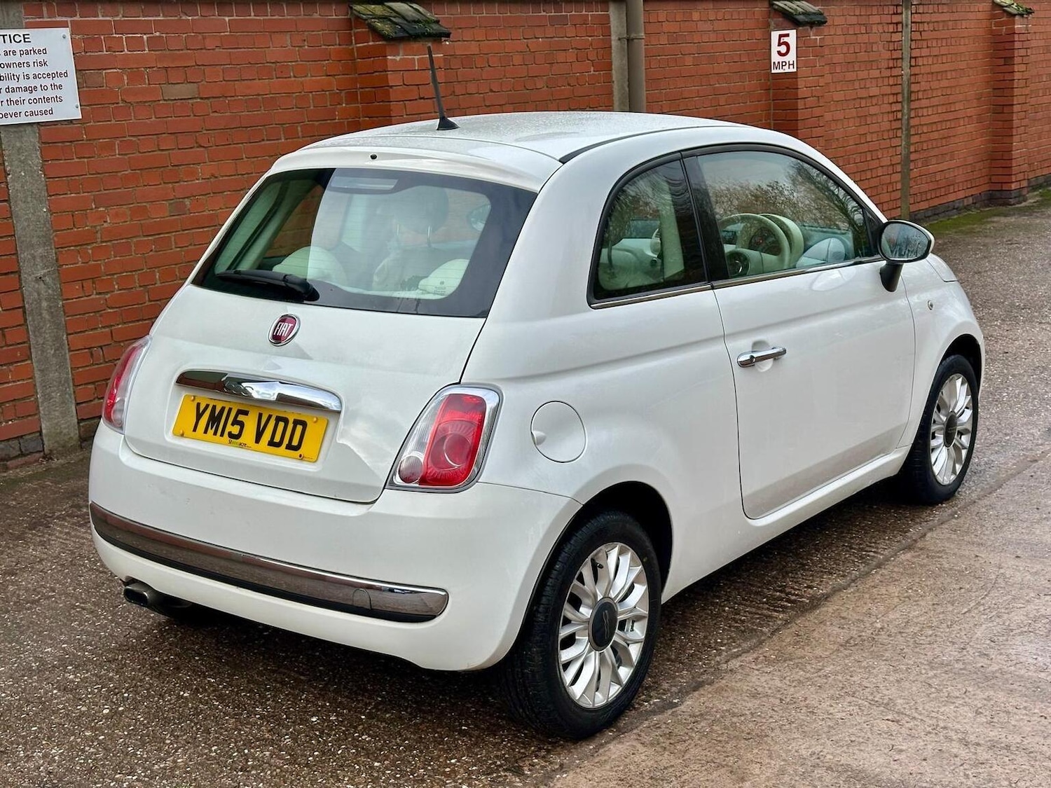 Used Fiat 500 2015 for sale - 77487209: Photo 10